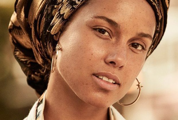 Alicia Keys bez makijażu w sesji dla „Grazia France”