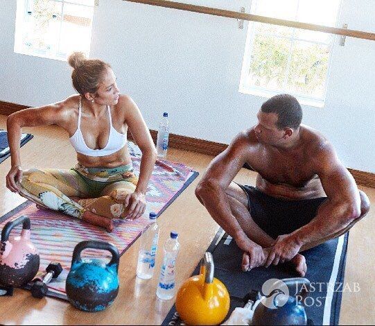 Jennifer Lopez podczas treningu z osobistym trenerem