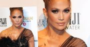 Jennifer Lopez w pierzastej sukience na Gotham Awards. W takim wydaniu jeszcze jej nie widzieliście!