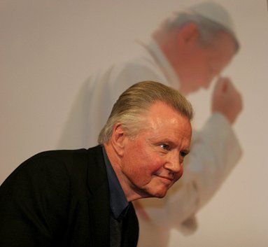 Jon Voight: grając rolę Jana Pawła II czułem jego wielkość