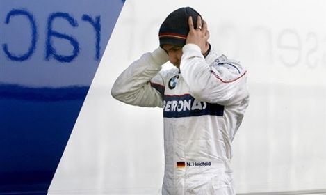 Heidfeld cieszy się z porażki Kubicy