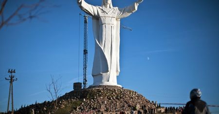 Jezus ze Świebodzina. Polski posąg znów na językach