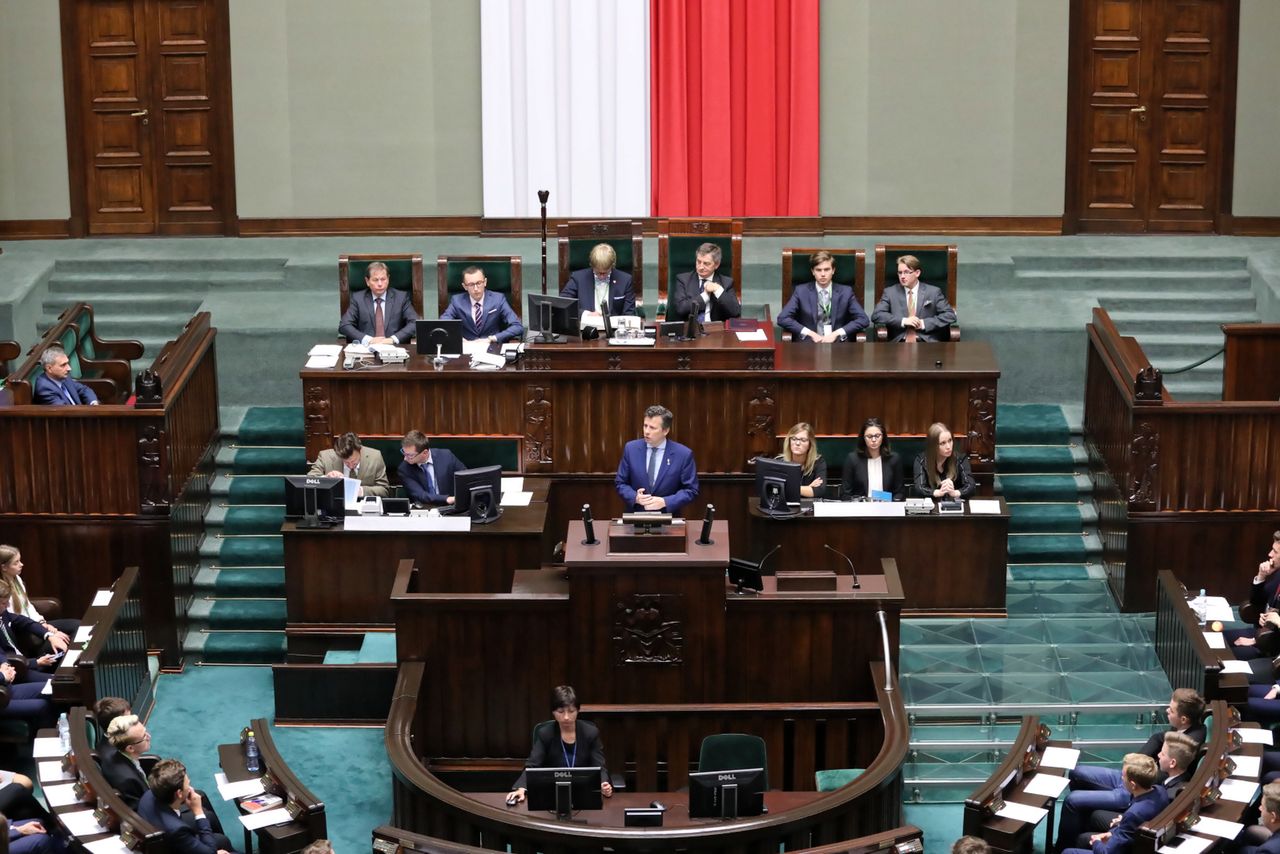 Gorąco w Sejmie Dzieci i Młodzieży. Marszałek wyłączał mikrofon