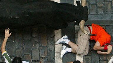 Brutalna "rozrywka" może się źle skończyć nie tylko dla byków