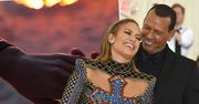 Jennifer Lopez zaręczyła się! Pokazała pierścionek! Sam brylant jest tak ciężki, że chyba waży "tonę"