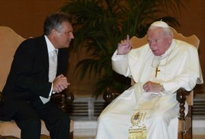 Kwaśniewski rozmawiał z papieżem głównie o UE