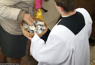 Kościół odcięty od finansowania z budżetu. Inicjatywa Nowackiej zyskuje przychylność