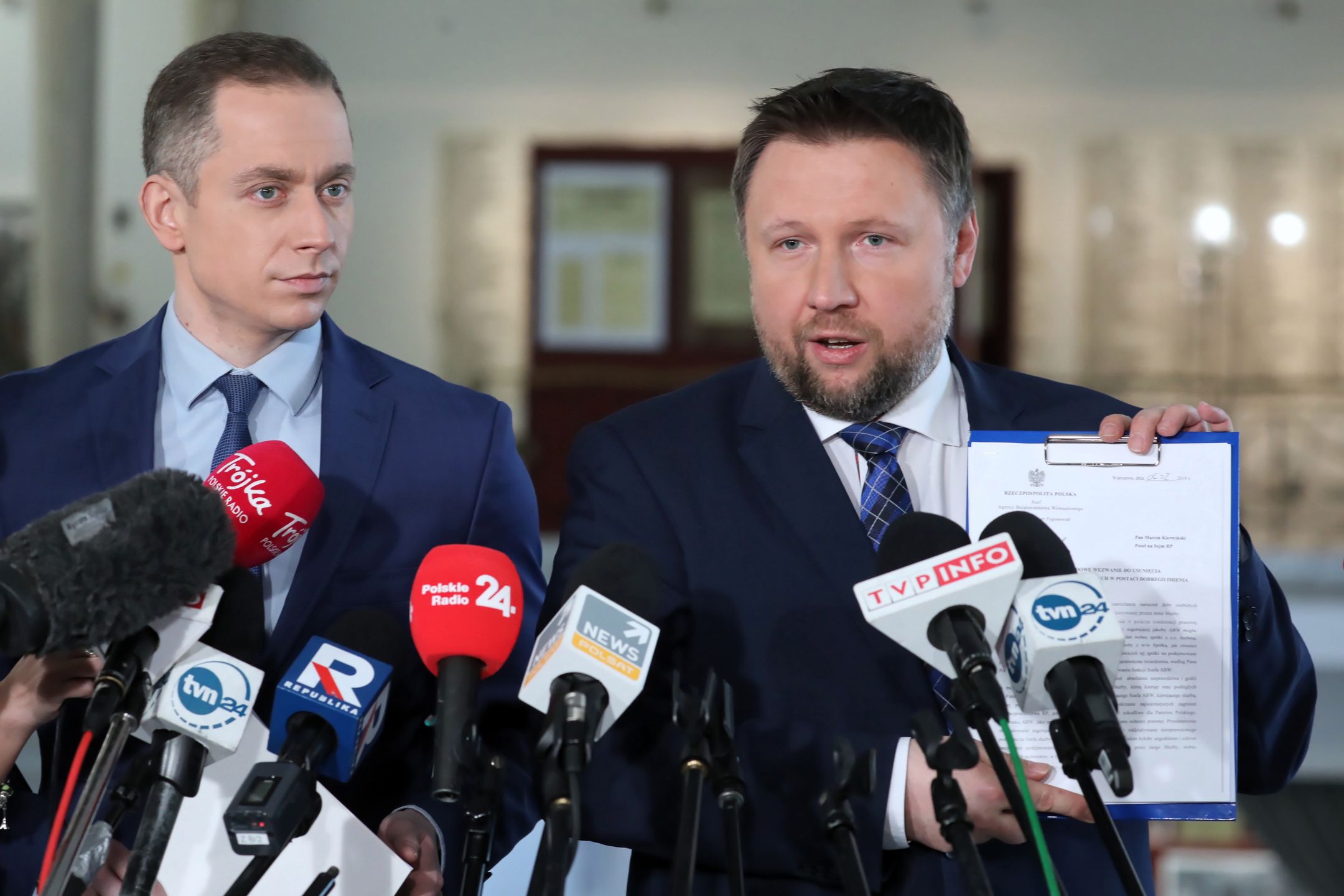 Posłowie PO z wezwaniami przedsądowymi od ABW