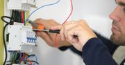 Domowa instalacja elektryczna w dobrych rękach. Po czym poznasz elektryka z prawdziwego zdarzenia?