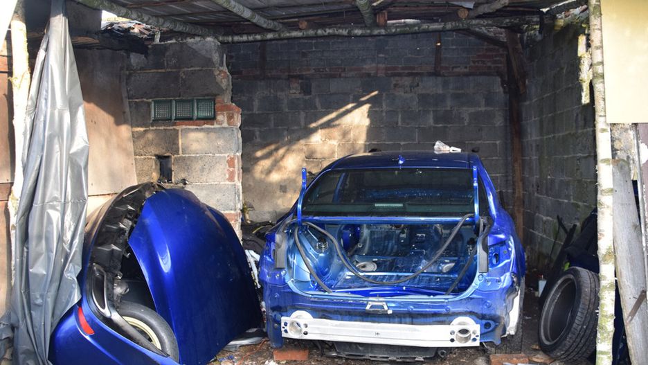 Skradziony lexus był rozmontowywany na części