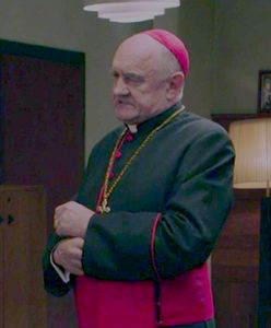 "Ucho Prezesa" i różne oblicza Kościoła. Dostało się hierarchom