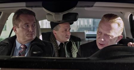 "Ucho prezesa": nadciąga ostateczne starcie. Kto kogo "zrobi na szaro"?
