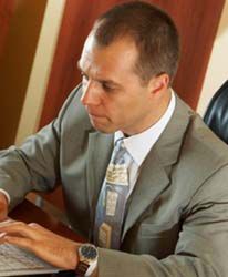 Spółki mniej hojne dla swoich prezesów