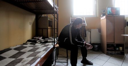 Jeździła z córką do więzienia przez rok. Lepszy ojciec w pasiaku niż żaden