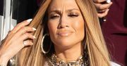 Co Jennifer Lopez ma na głowie?! Tym razem chyba przesadziła. Wygląda bardzo dziwnie!
