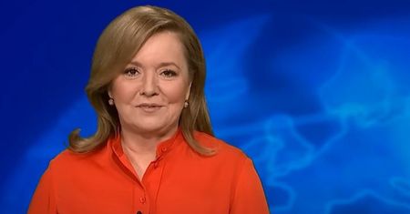 Zwalniają ludzi "z dnia na dzień". W zamian wchodzą sieroty po TVP