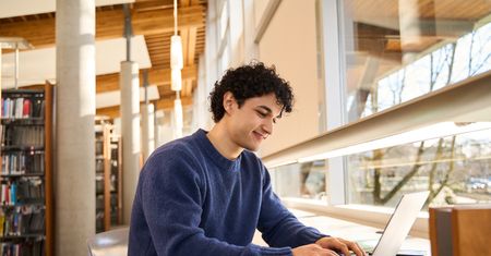 TOP 5 laptopów na studia – wydajność i mobilność w jednym