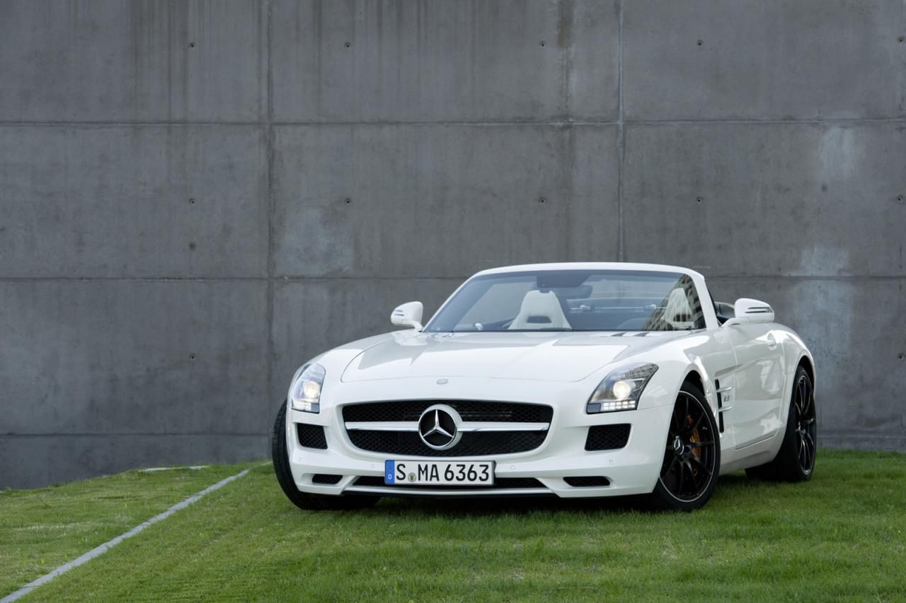 Mercedes-Benz SLS AMG Roadster [megagaleria] 35