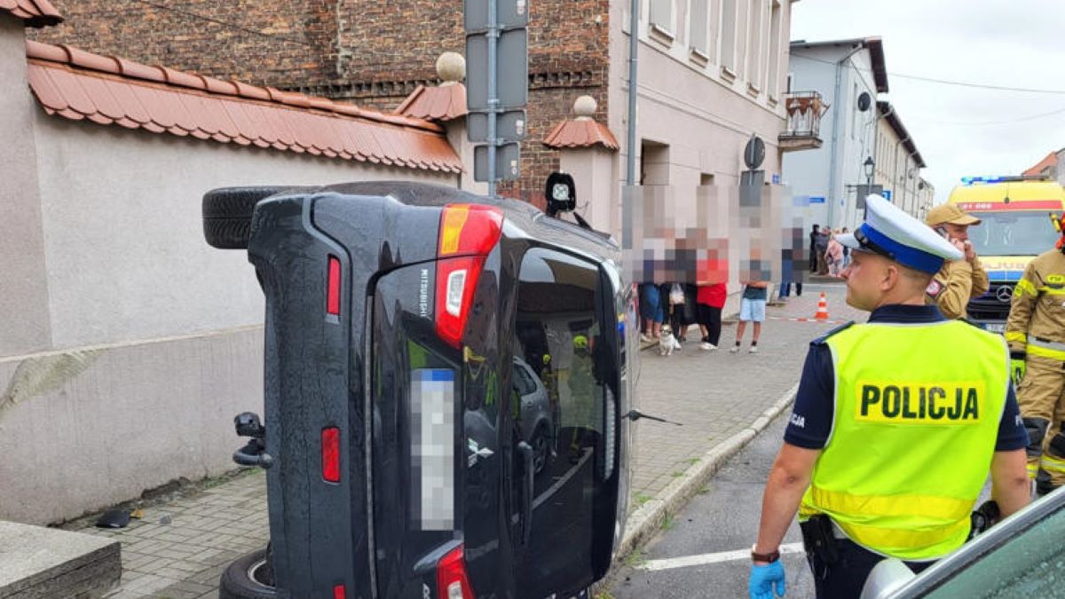 Policja szuka świadków celowego potrącenia 5 osób