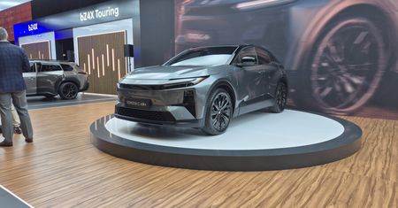 Cztery nowe Toyoty na Kongresie Nowej Mobilności. Wszystkie elektryczne