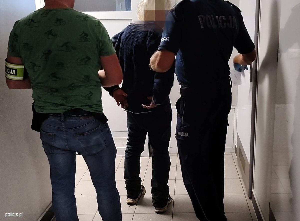 Brutalna awantura na Opolszczyźnie. 59-latek zaatakował brata siekierą i ranił kobietę butelką