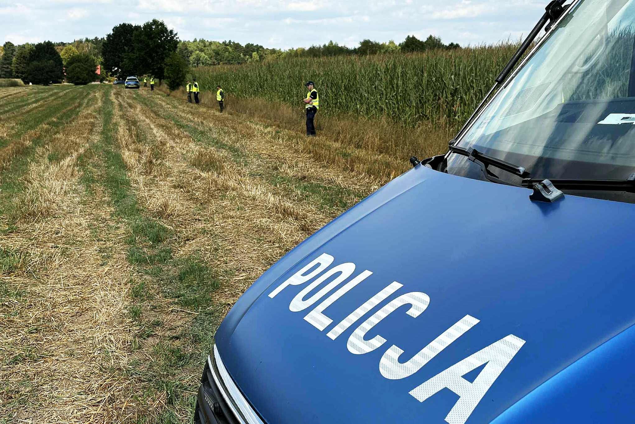Policja zabezpiecza miejsce eksplozji