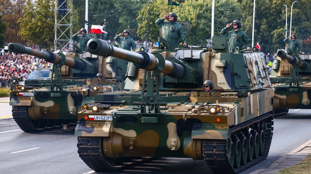 Defilada z okazji ?wi?ta Wojska Polskiego
15.08.2024 Warszawa Defilada z okazji obchodow Swieta Wojska Polskiego fot. Beata Zawrzel/REPORTER
n/z haubica K9
Beata Zawrzel/REPORTER