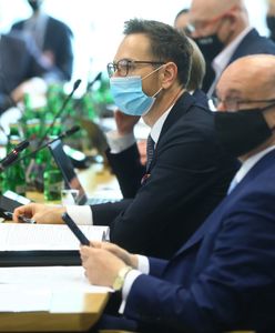 Fundusz Odbudowy. Wymiana zdań na sejmowej komisji. Poprawki KO odrzucone