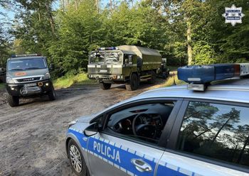 Zauważył je w potoku. Akcja policji i saperów w Bielsku-Białej