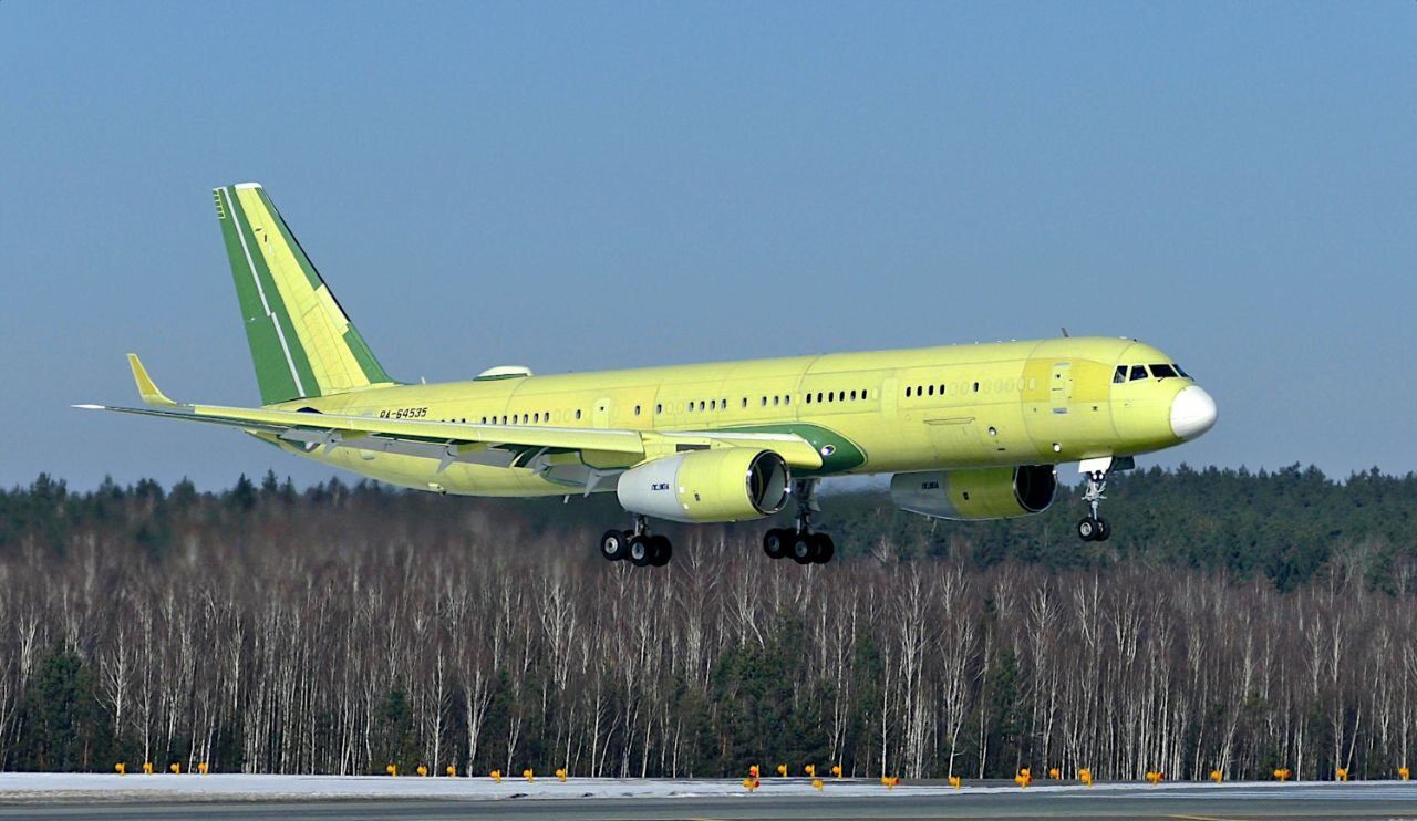 Zapaść rosyjskiego lotnictwa. Przywracają do lotów wycofane samoloty