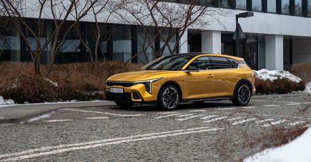 Kia K4 to następca modelu Ceed. Oto jakie robi pierwsze wrażenie