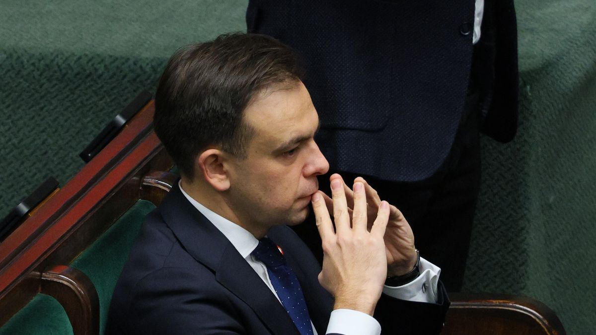 Warszawa, 06.11.2025. Minister finansów i gospodarki Andrzej Domański podczas bloku wieczornych głosowań w Sejmie w Warszawie, 6 bm. (mr) PAP/Paweł Supernak