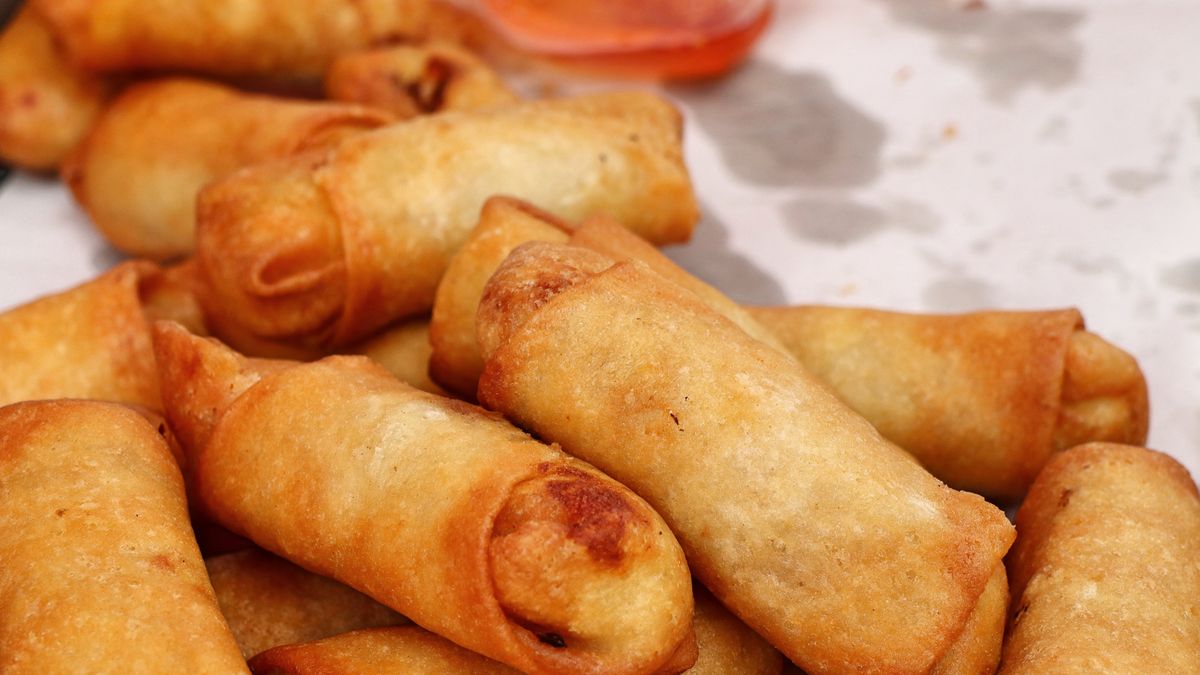 spring rolls at street food
appetizer, asia, asian, background, buffet, carrot, china, chinese, cooking, crispy, cuisine, culture, deep, delicious, dinner, egg, eggroll, filipino, food, fried, gourmet, green, health, healthy, homemade, market, meal, plate, pork, restaurant, roll, rolls, sauce, snack, spring, springroll, street, stuffed, sweet, tasty, thai, top, traditional, vegetable, vermicelli, vietnamese, white