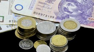 Małe kwoty, a kłopot może być spory. Nie przelewaj tak pieniędzy