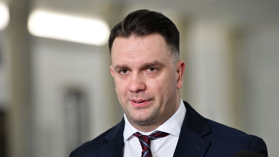 Łukasz Mejza w gronie oligarchów. Amerykanie opisują polskiego posła