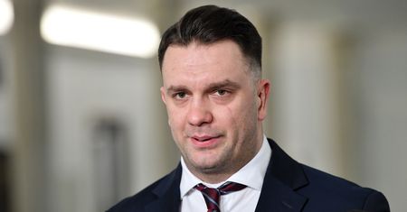 Łukasz Mejza w gronie oligarchów. Amerykanie opisują polskiego posła