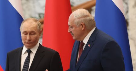 Wyciekły plany Łukaszenki. Buduje fabrykę broni dla Putina