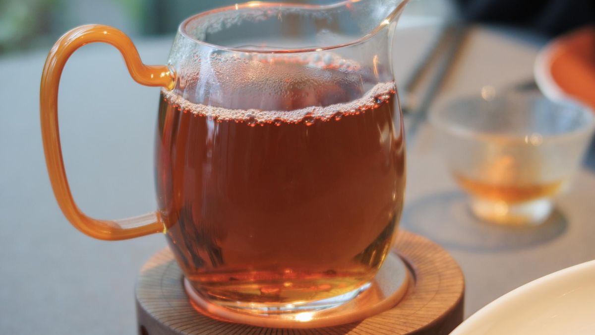 Antyoksydacyjna moc żółtej herbaty. Wspiera serce, skórę i układ odpornościowy