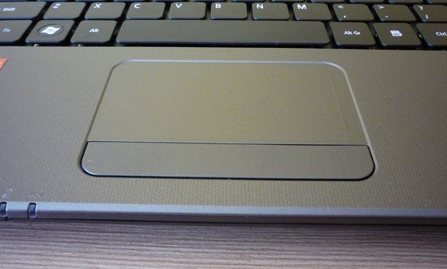 Acer Aspire 5560G - touchpad