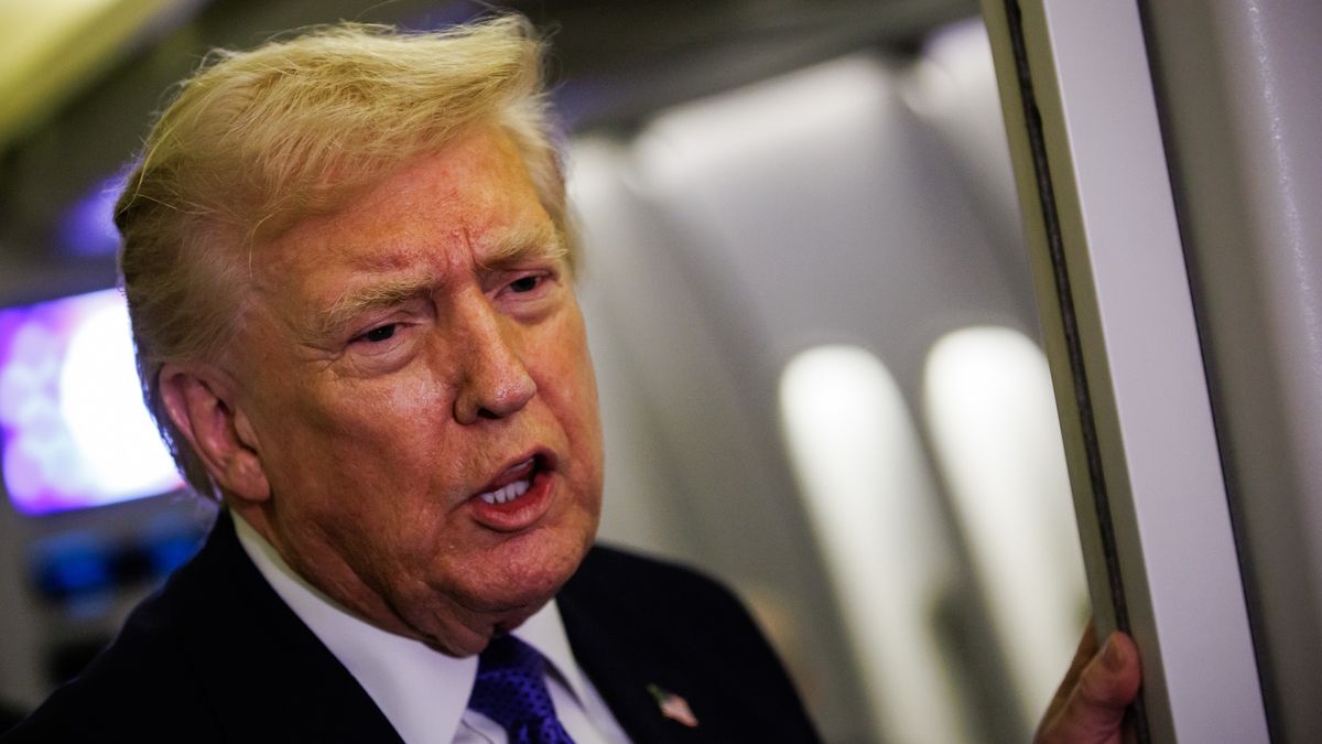 Donald Trump interweniował w sprawie "Godzin szczytu"