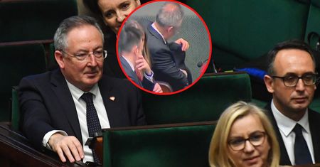 "Żułem kości swoich wrogów". Sienkiewicz bezlitośnie reaguje