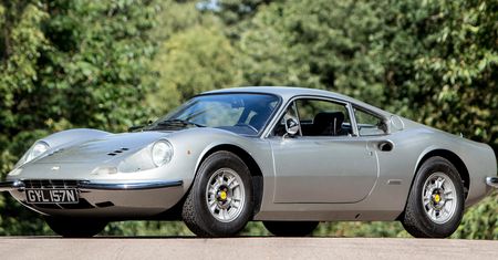 Ferrari legendy rocka trafi na aukcję. Może kosztować fortunę