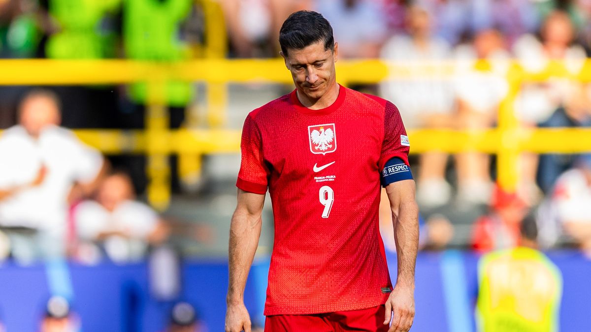 Robert Lewandowski podczas meczu z Francją na Euro 2024