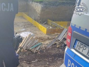 Wodzisław Śląski: Niewybuchy i ludzkie szczątki odkryte podczas budowy domu