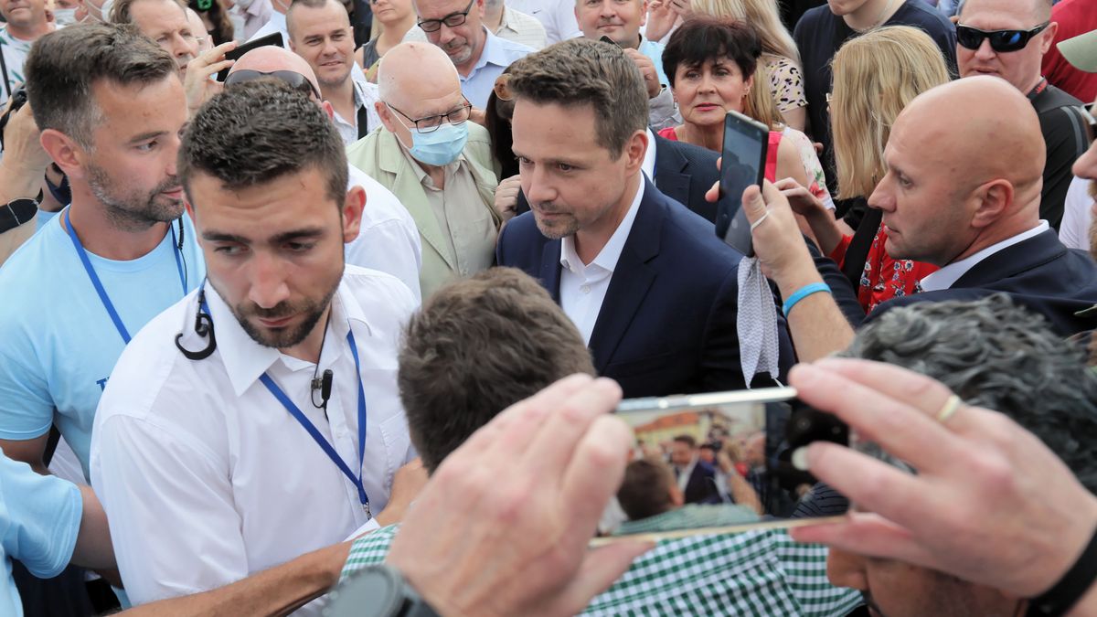 Rafał Trzaskowski gościł na Podlasiu. Doszło do wymiany zdań.