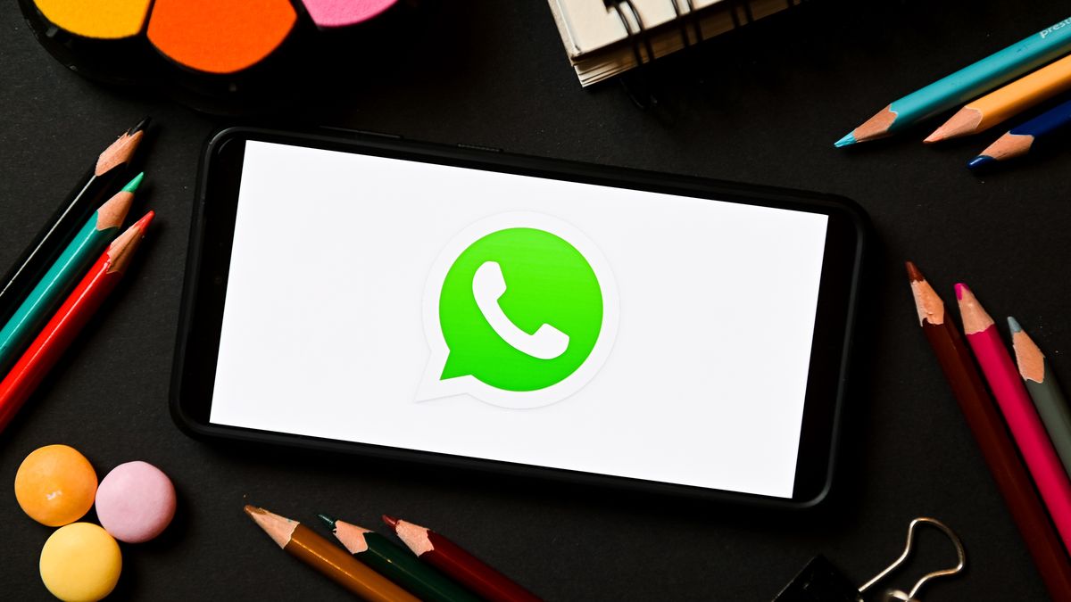 POLAND - 2022/12/17: In this photo illustration a WhatsApp logo seen displayed on a smartphone. (Photo Illustration by Mateusz Slodkowski/SOPA Images/LightRocket via Getty Images)