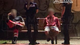 Warszawa: Podpalił płyty OSB w opuszczonej szkole i wezwał służby, bo nie mógł się wydostać. Policjanci zatrzymali 28-latka