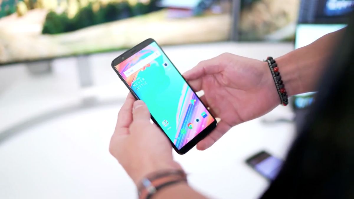 OnePlus 5T w pełnej krasie. Wideoprezentacja wycieka na kilka dni przed premierą 1