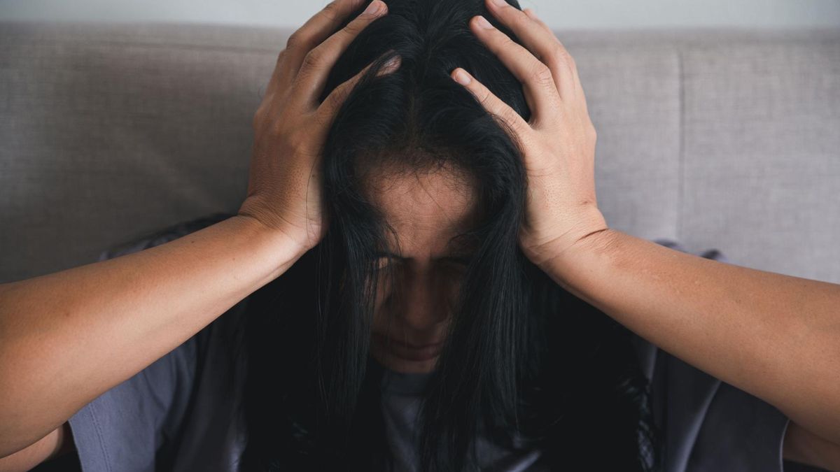 Częsty ból głowy w ciągu dnia nie zawsze świadczy o chorobie, ale warto go traktować poważnie.