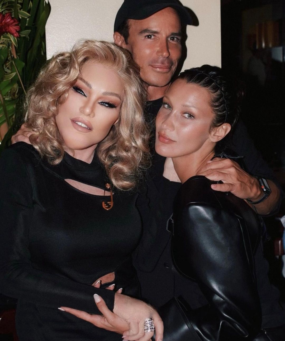 Jocelyn Wildenstein na zdjęciach z pokazu Fendi. Tak wyglądała na Instagramie
